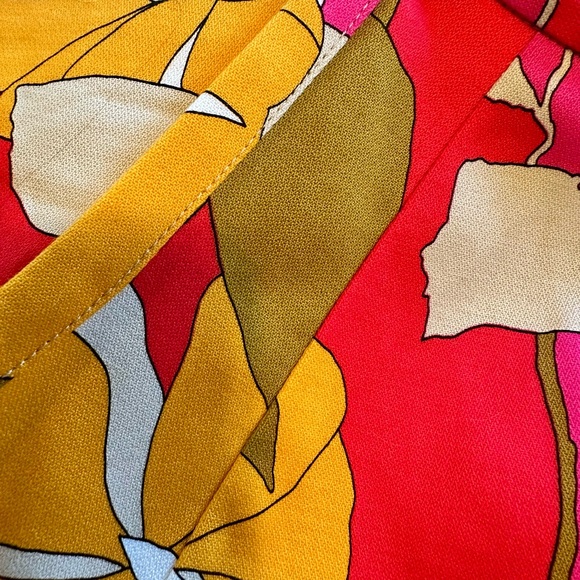 NWOT Trina Turk Pink and Yellow Floral Top Retail $248 - Picture 7 of 8